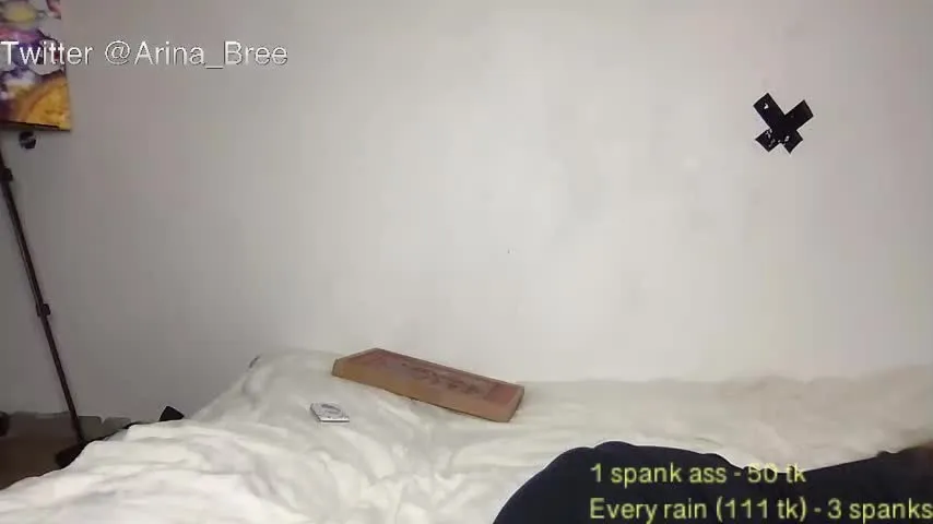Live sex webcam photo for ops_hotty