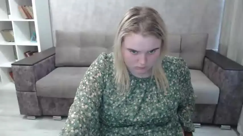 Live sex webcam photo for palatablejess