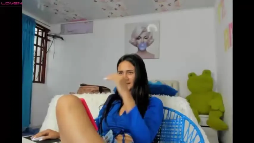 Live sex webcam photo for pilarfuckhard