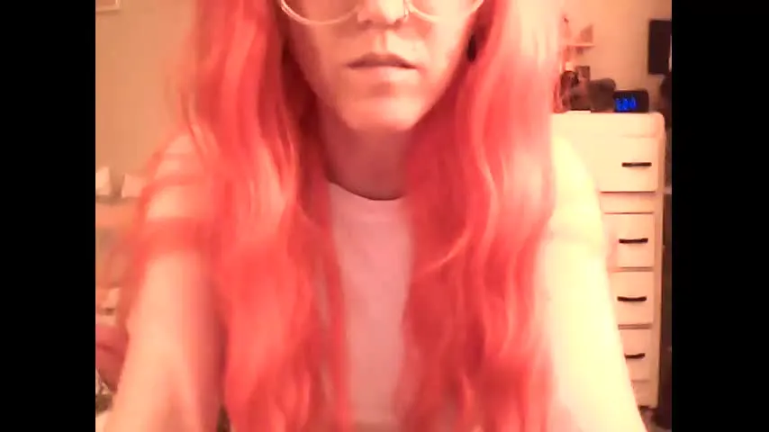 Live sex webcam photo for pollyinsideme