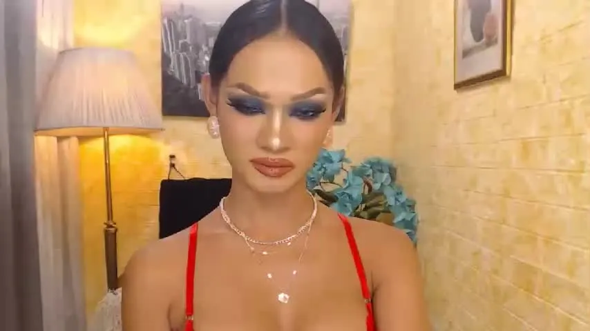 Live sex webcam photo for queenvalentinats