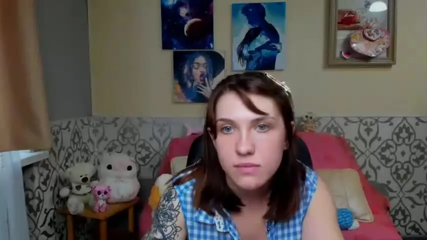 Live sex webcam photo for reginasmilee