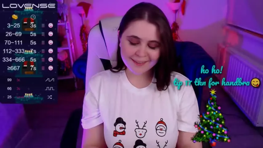 Live sex webcam photo for saragoldss