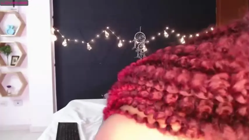 Live sex webcam photo for selena_sky_0
