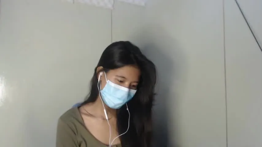Live sex webcam photo for simply_sassy