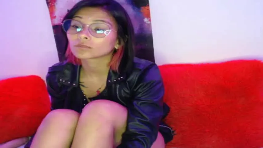 Live sex webcam photo for sophi_bonny