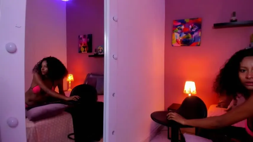 Live sex webcam photo for tatiana_oconell