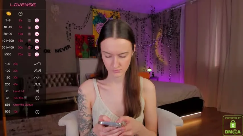 Live sex webcam photo for that_eva