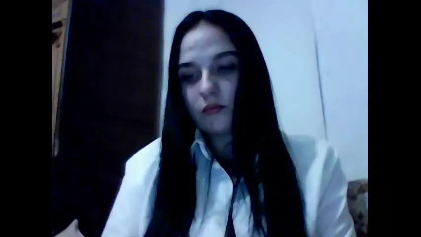 Live sex webcam photo for the_red_fire