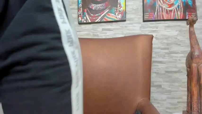 Live sex webcam photo for victoria_strong