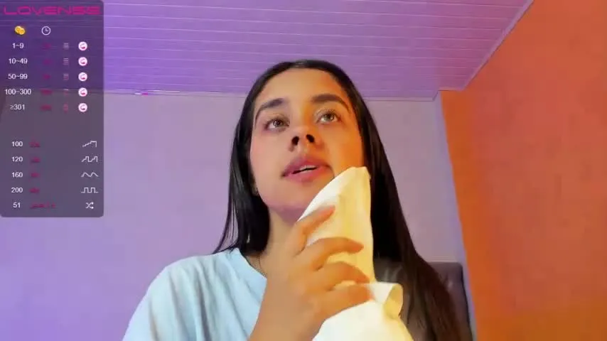 Live sex webcam photo for violetta_rola7