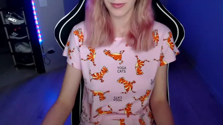 Live sex webcam photo for waking_dream_