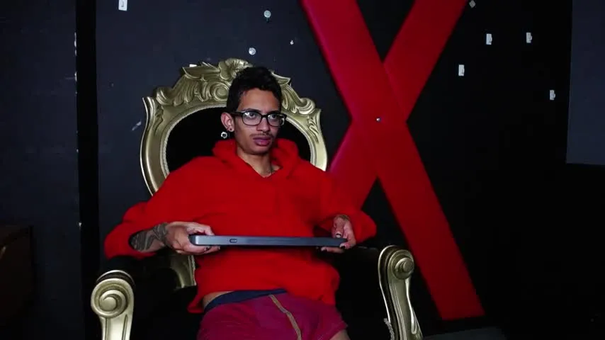 Live sex webcam photo for yelitza_04