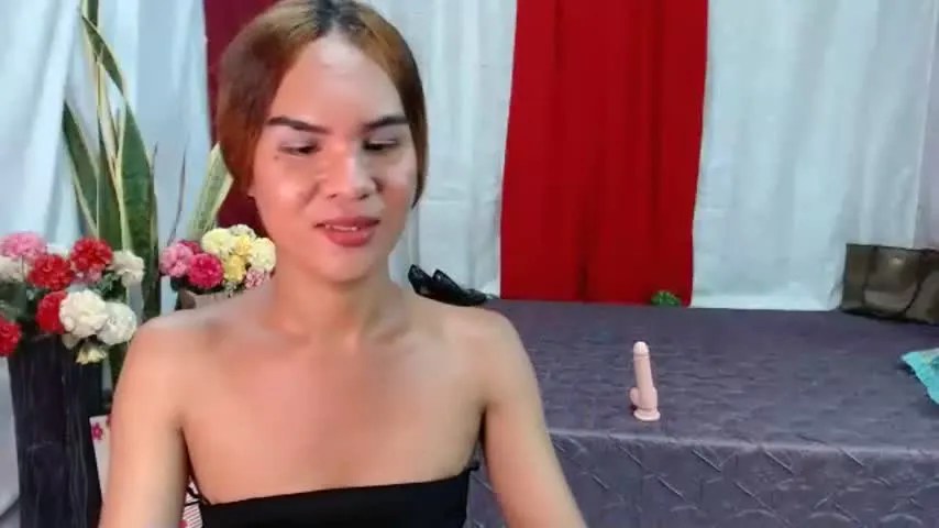 Live sex webcam photo for yourattractive_sweet69