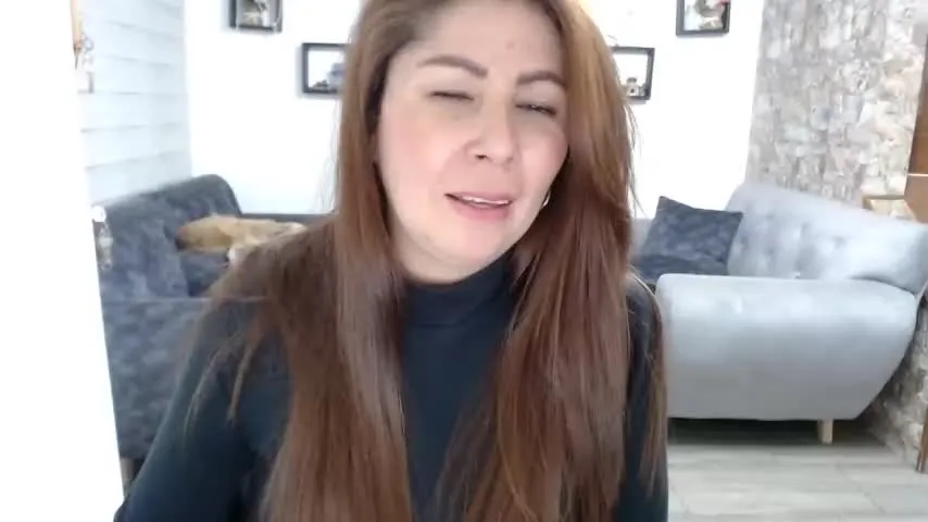 Live sex webcam photo for zoefoxxx_