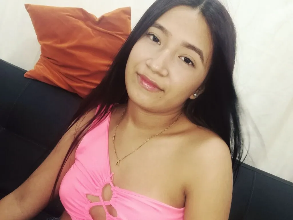 Live sex webcam photo for AbbyStar #277538428