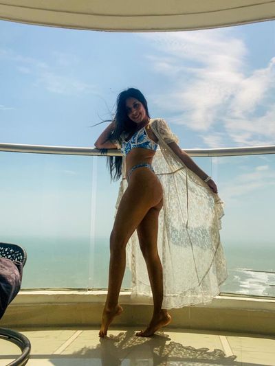 Live sex webcam photo for AbrilVelez #290121078