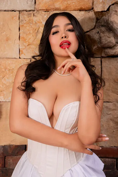 Live sex webcam photo for AdoraObregon #290159849