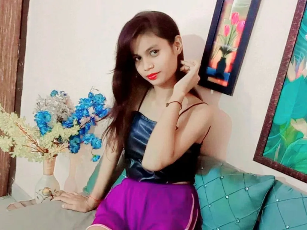 Live sex webcam photo for AleitaLore #278218778