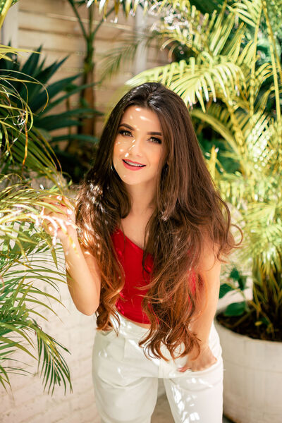 Live sex webcam photo for AlejandraDamac #290136229