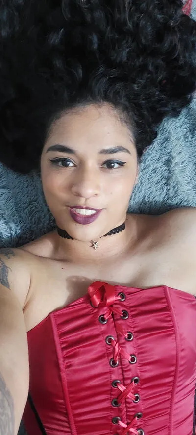 Live sex webcam photo for AlejandraMontana #290122250