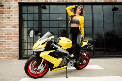 Live sex webcam photo for AleskaCollins #290126470