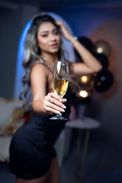 Live sex webcam photo for AlessandraMonet #290126777