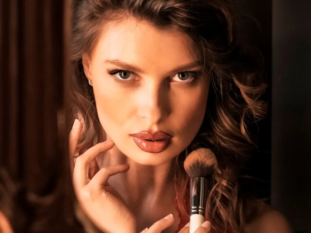 Live sex webcam photo for AlessiaDecker #276172370