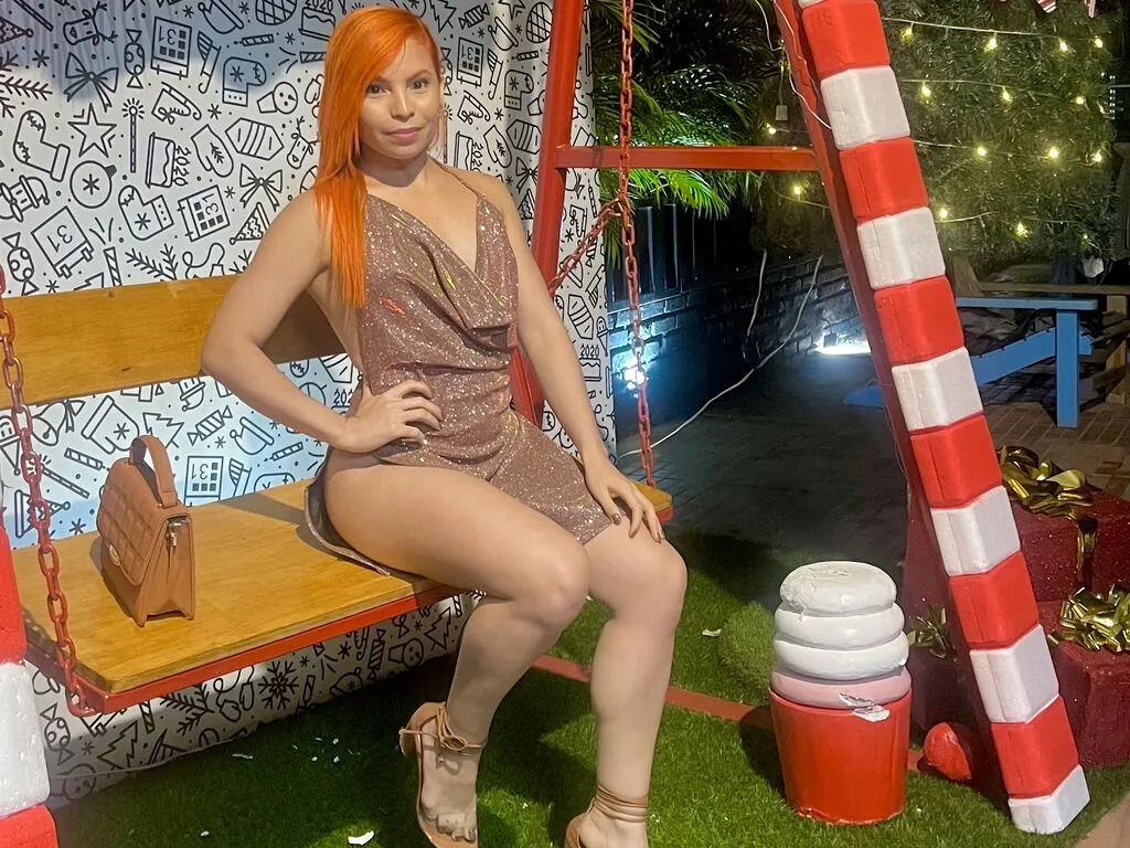 Live sex webcam photo for AlexaBuri #276937466