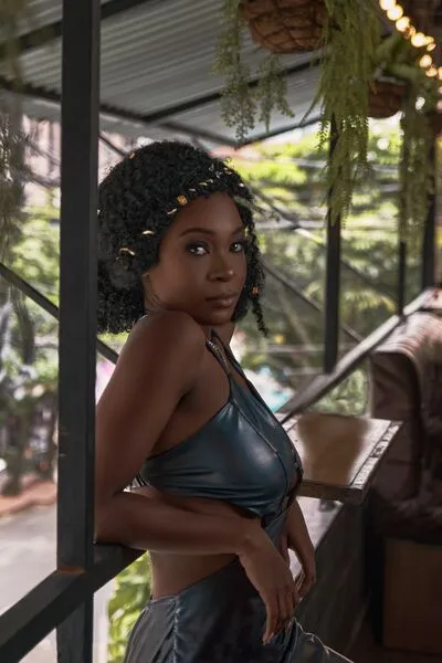 Live sex webcam photo for AllisonThomas #290128026