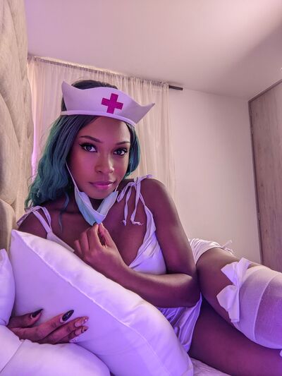 Live sex webcam photo for AllisonThomas #290128045