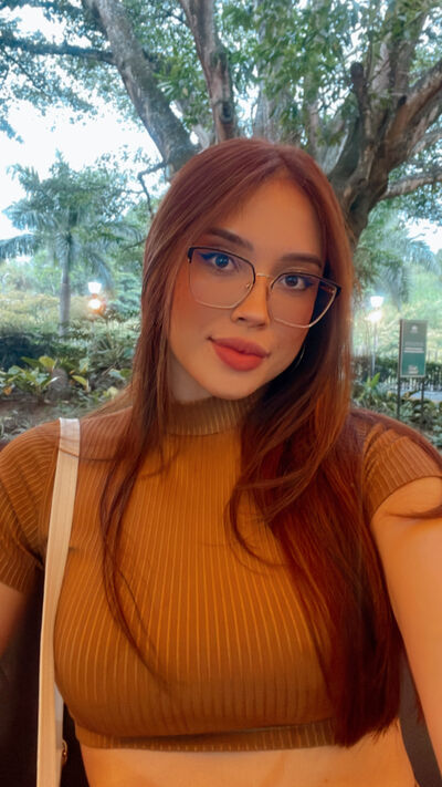 Live sex webcam photo for AmberCameron #290085228