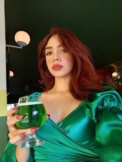 Live sex webcam photo for AmberHiuston #290126057