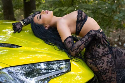 Live sex webcam photo for AmiraMilan #290158769