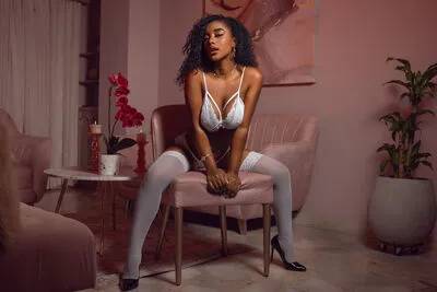 Live sex webcam photo for AmmyGrace #290169826