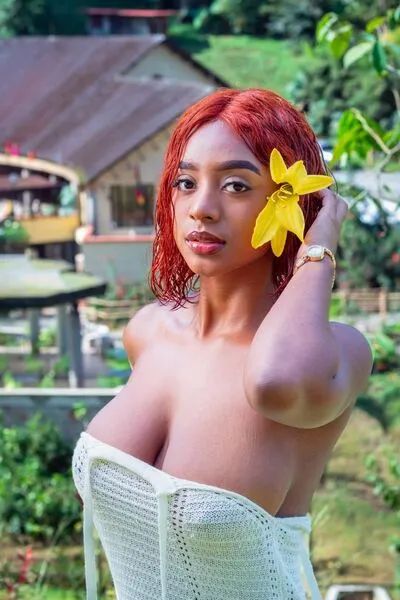 Live sex webcam photo for AmmyGrace #290169828