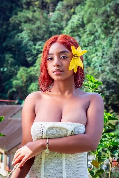 Live sex webcam photo for AmmyGrace #290169829