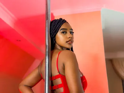 Live sex webcam photo for AmmyGrace #290169839