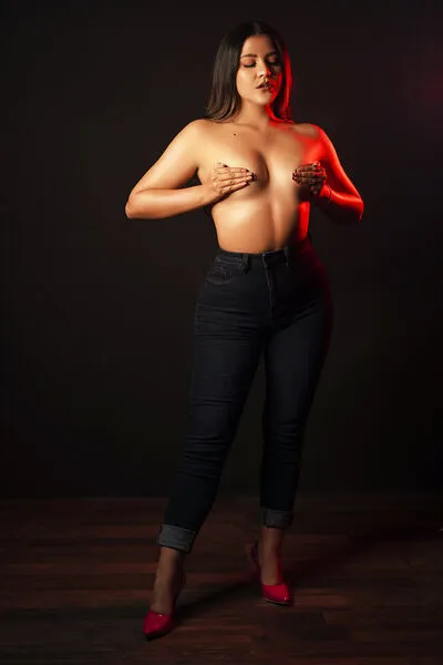 Live sex webcam photo for AndreaDiLucca #290161041