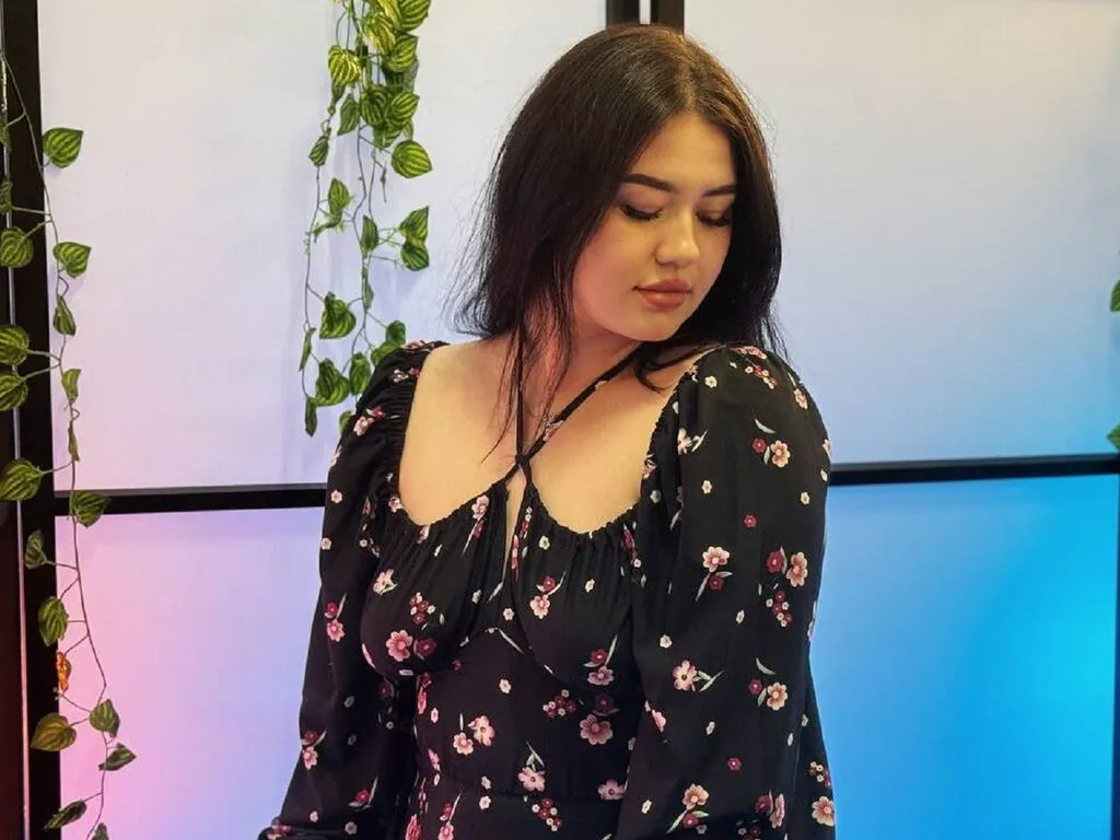 Live sex webcam photo for AngelaEssy #277958874