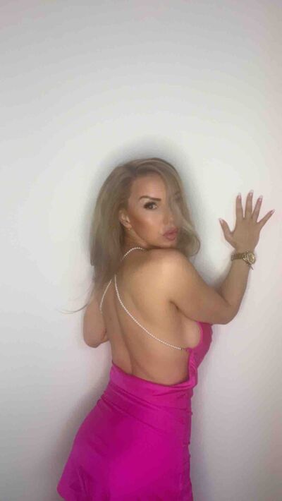 Live sex webcam photo for AnikaSunshine #290160949