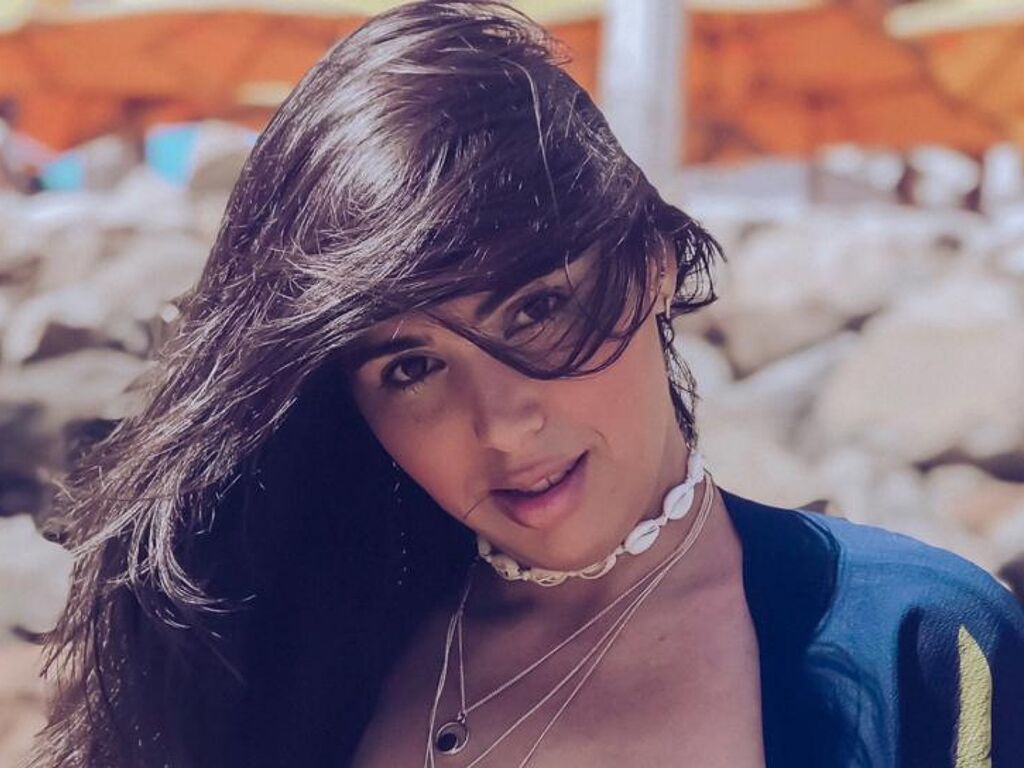 Live sex webcam photo for Aniliz #277182407