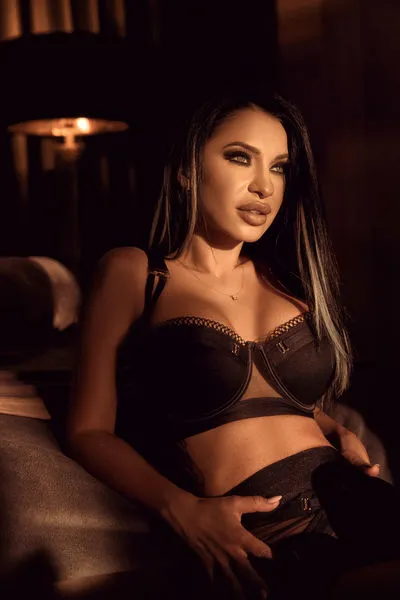 Live sex webcam photo for Anisyia #290122751