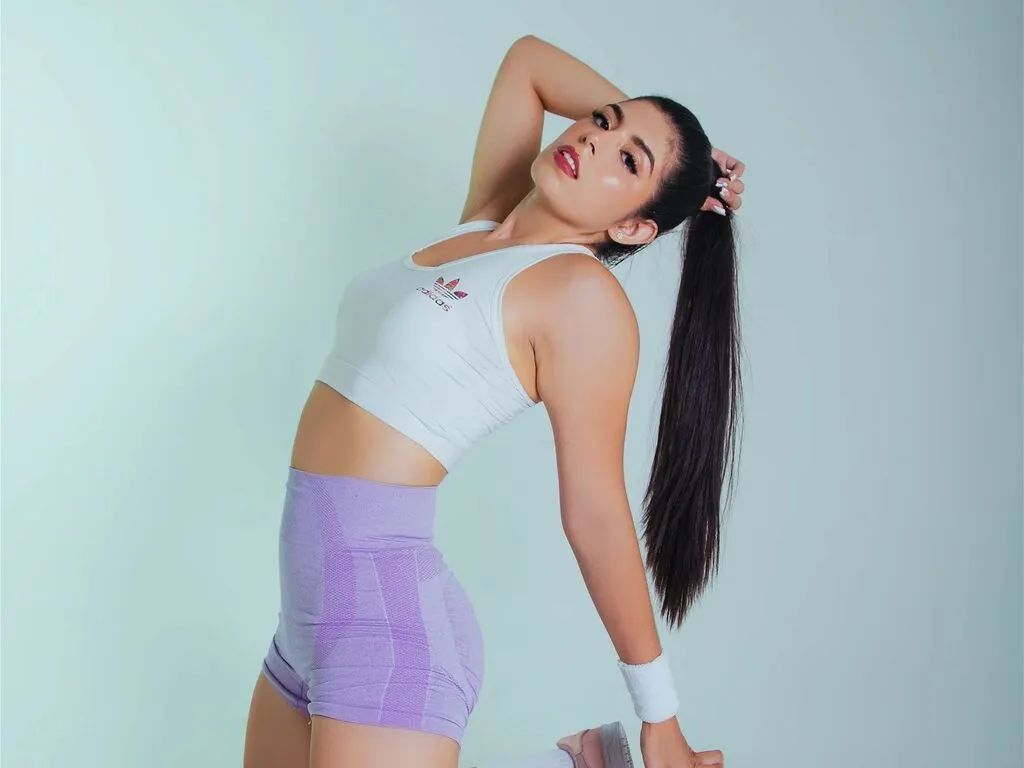 Live sex webcam photo for AnnastaciaGrey #277405058