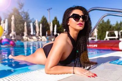 Live sex webcam photo for AnneThompson #290170543