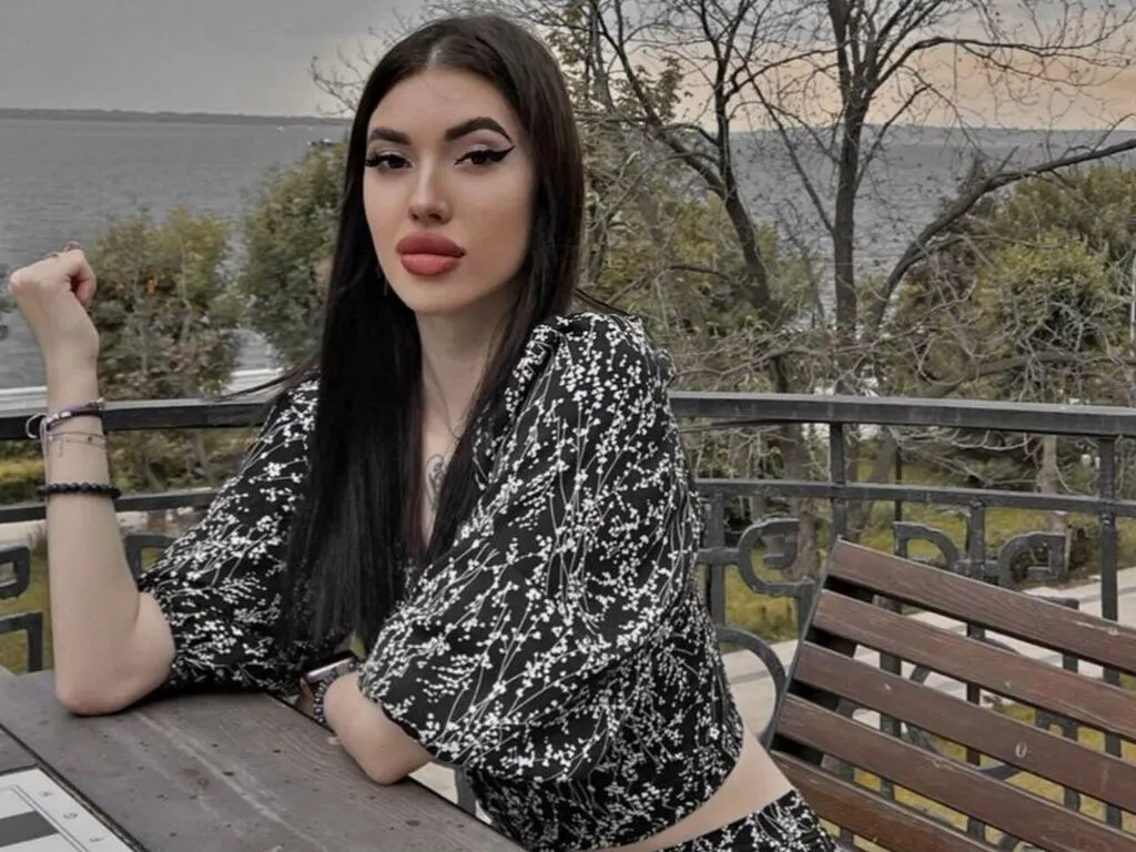 Live sex webcam photo for AnnettePrincell #276858803