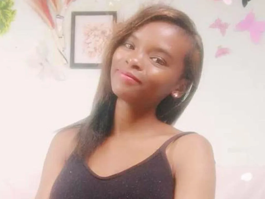 Live sex webcam photo for AnnitaBrooks #278010405