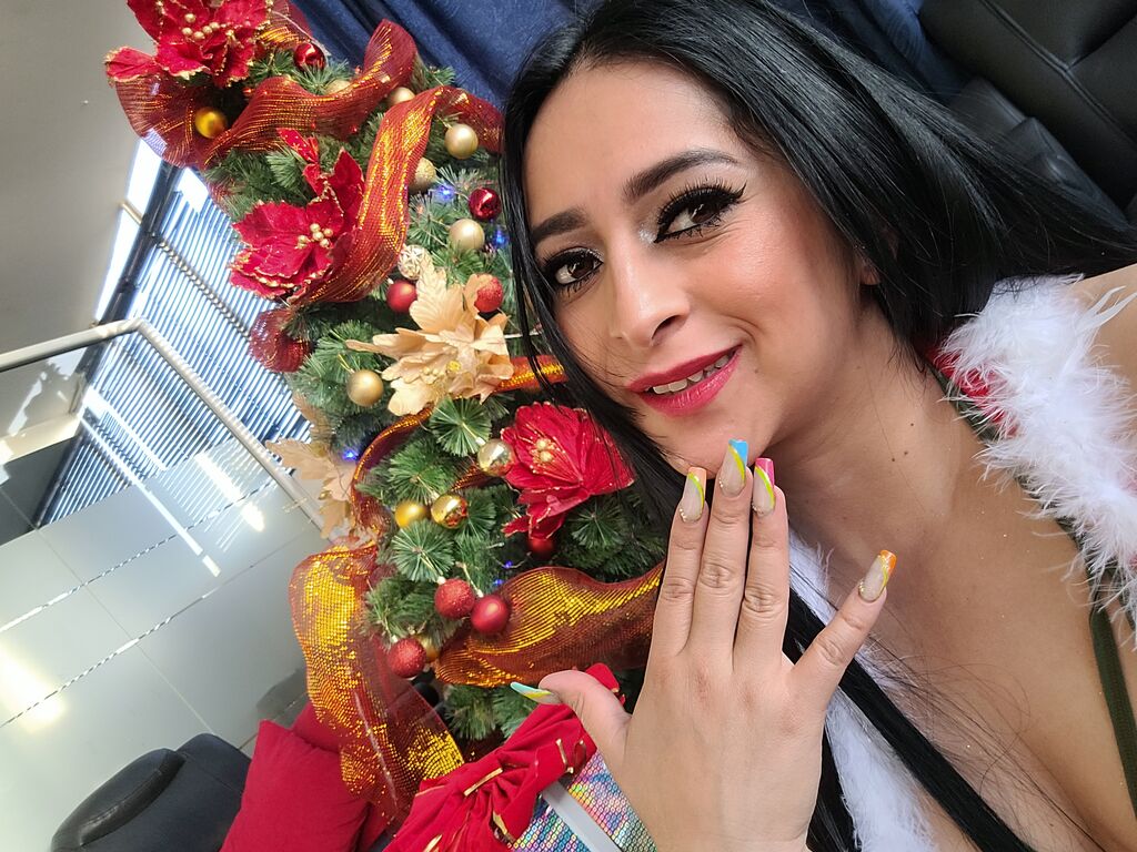 Live sex webcam photo for AnnySarkisian #276898267