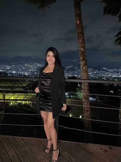 Live sex webcam photo for AntonellaCossio #290167705