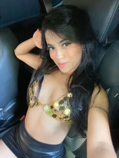 Live sex webcam photo for AntonellaCossio #290167713